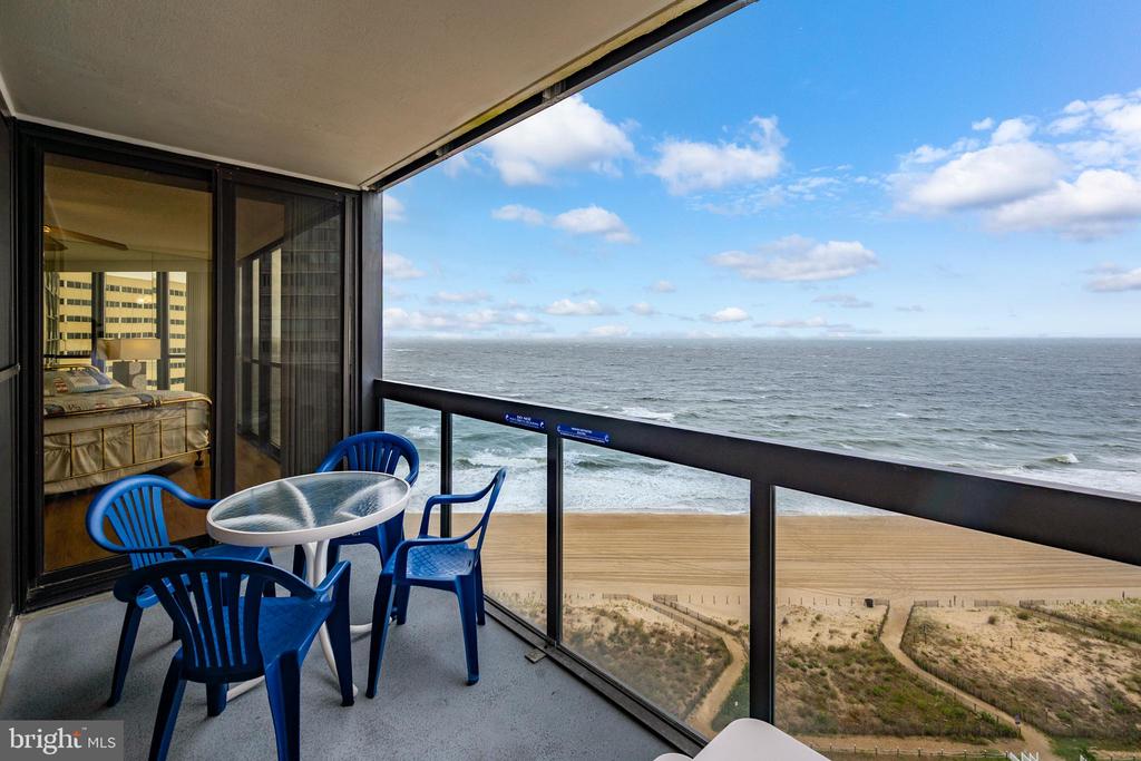 10900 COASTAL HIGHWAY Unit: 1712