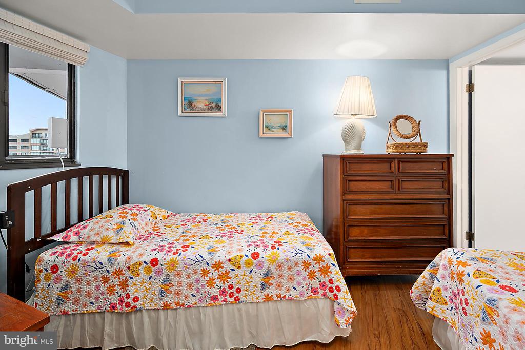 10900 COASTAL HIGHWAY Unit: 1712