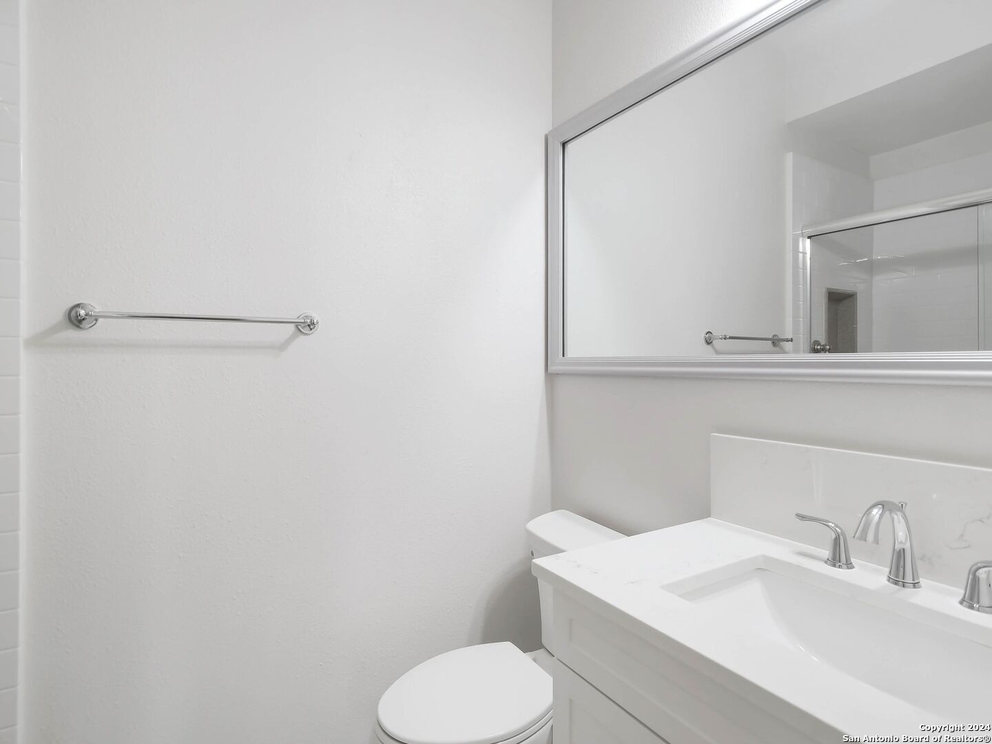 7707 BROADWAY 10A