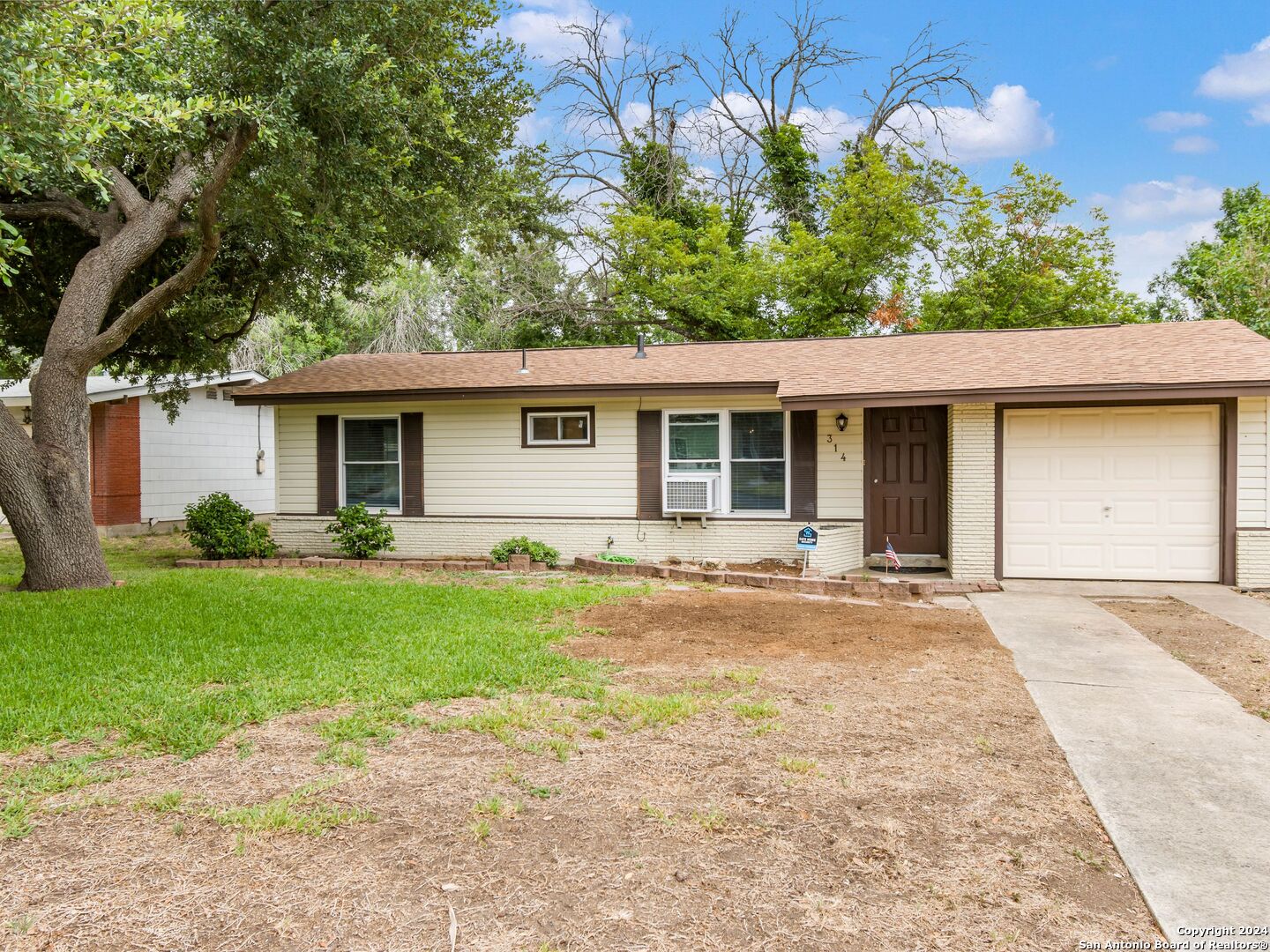 314 ARTEMIS DR