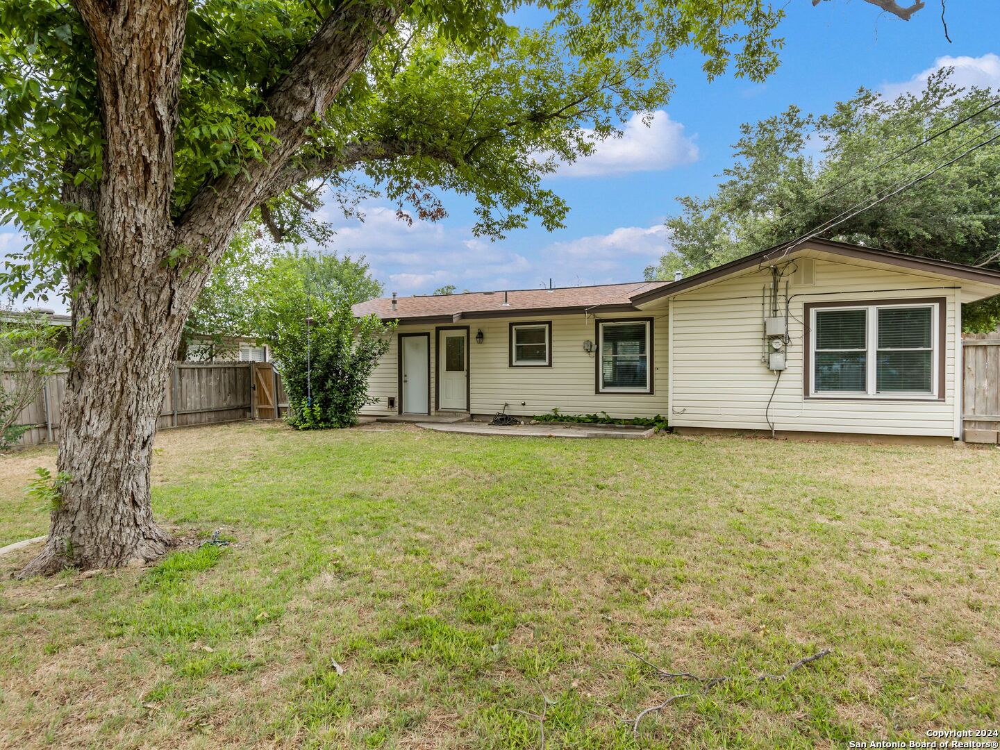 314 ARTEMIS DR