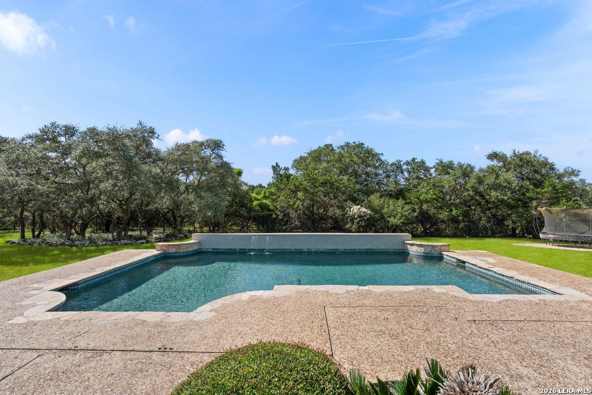 5 REMINGTON CIR