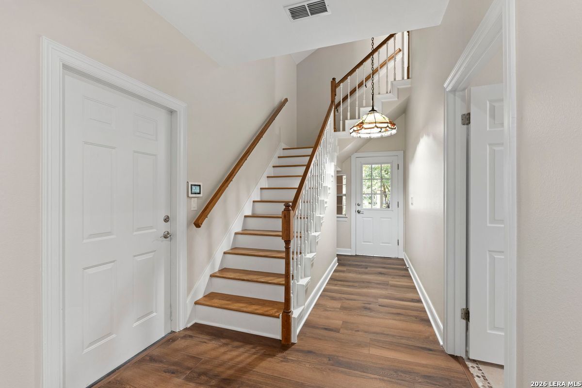 5 REMINGTON CIR