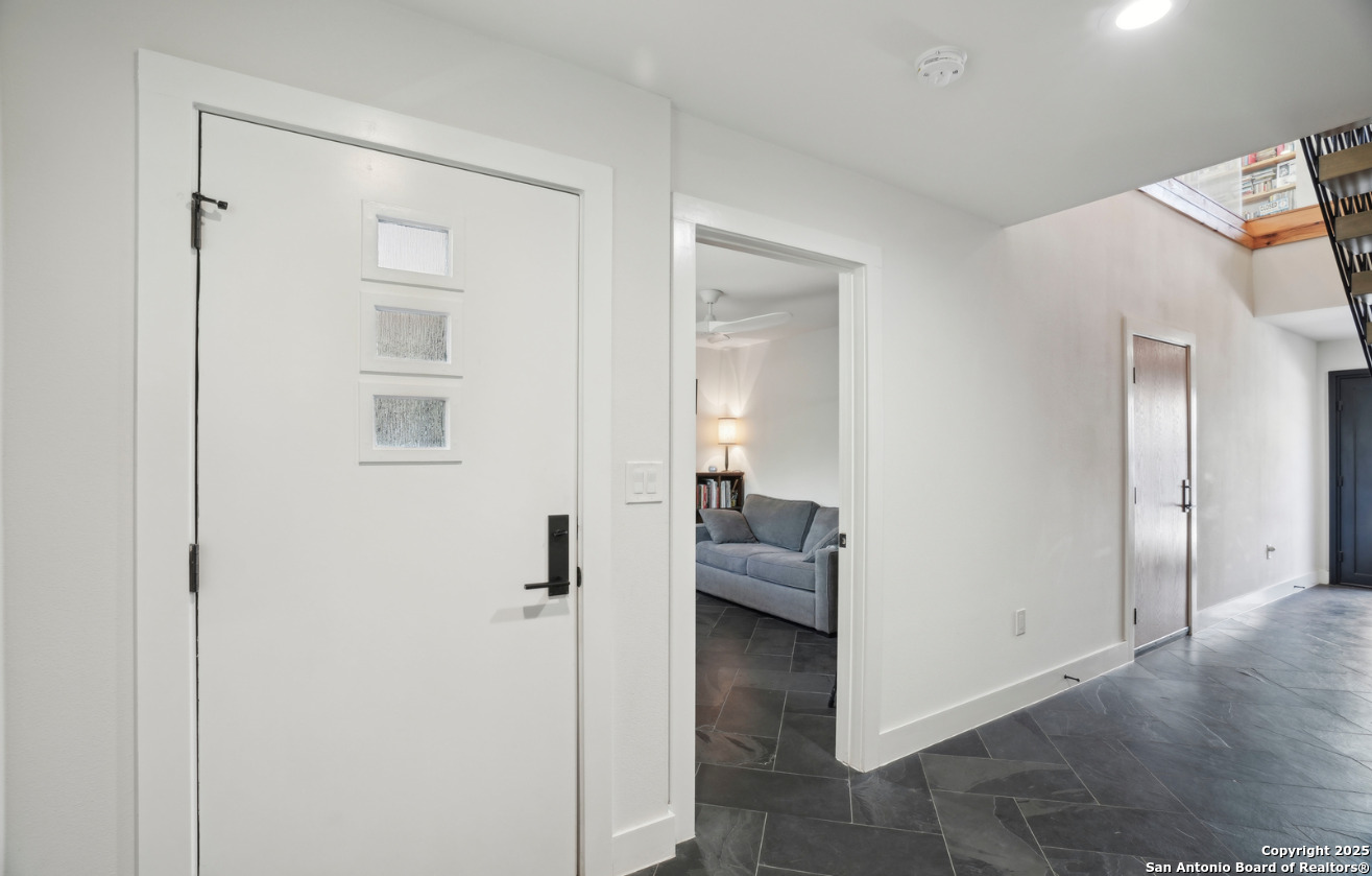 310 Clay Unit: BLDG 11