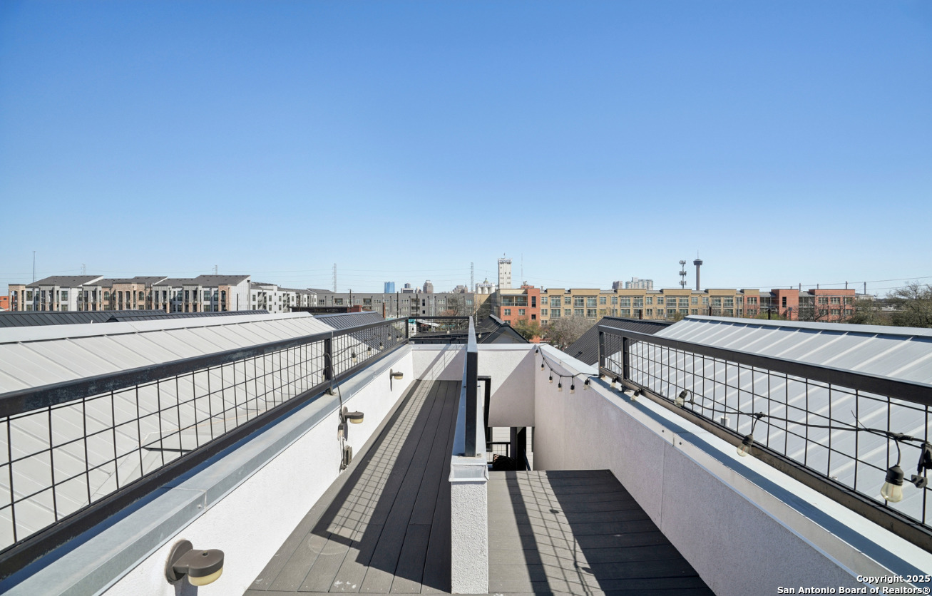 310 Clay Unit: BLDG 11