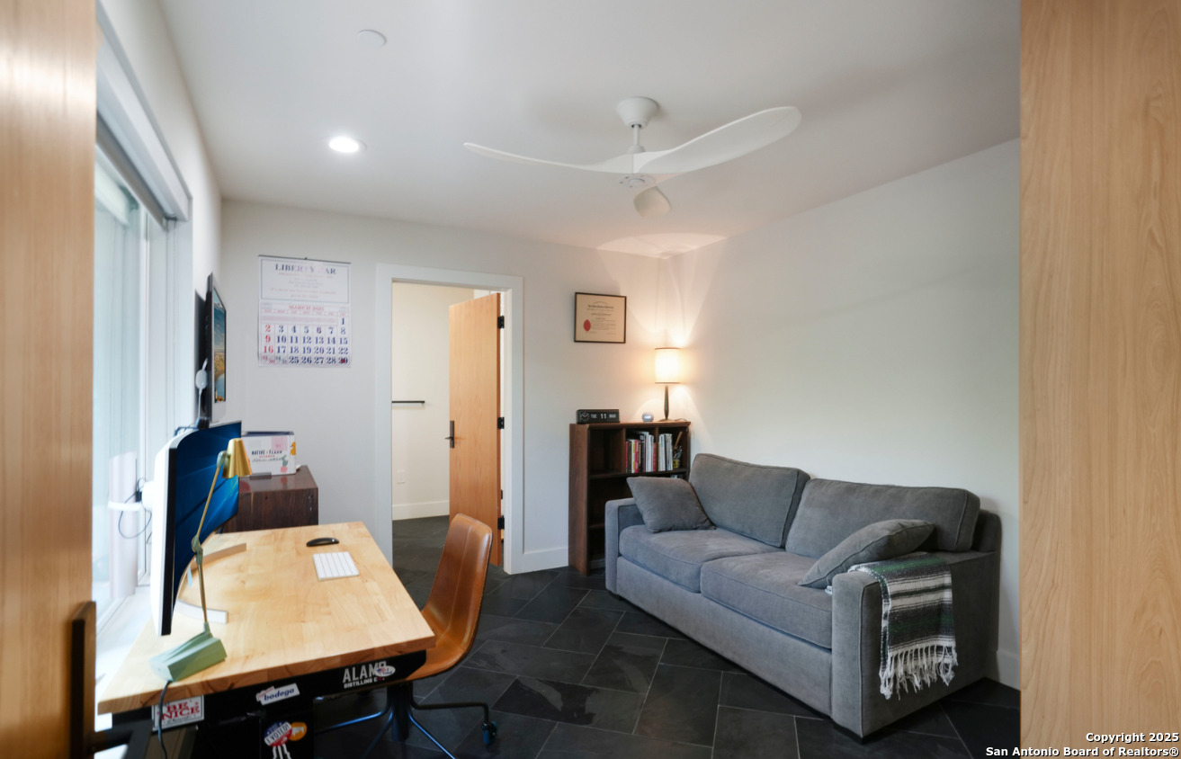 310 Clay Unit: BLDG 11