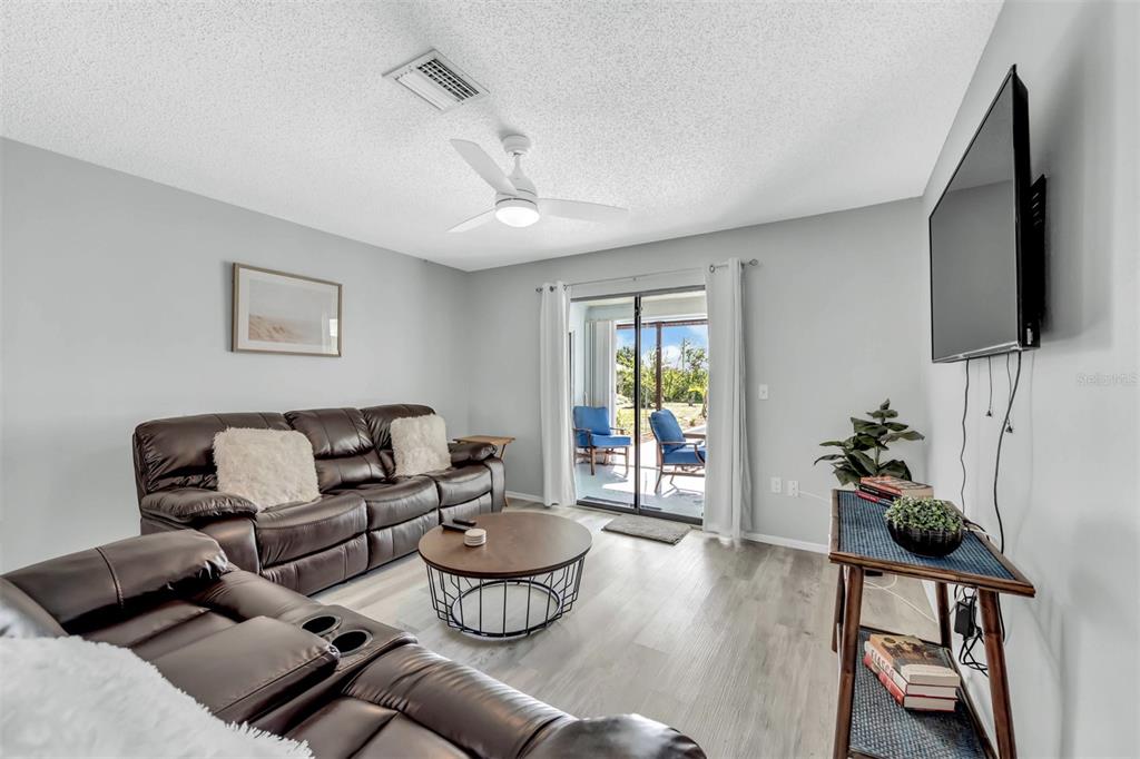 9869 GULFSTREAM BLVD