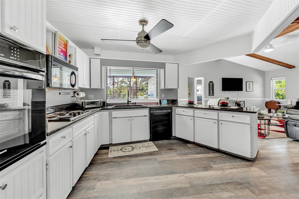 9869 GULFSTREAM BLVD