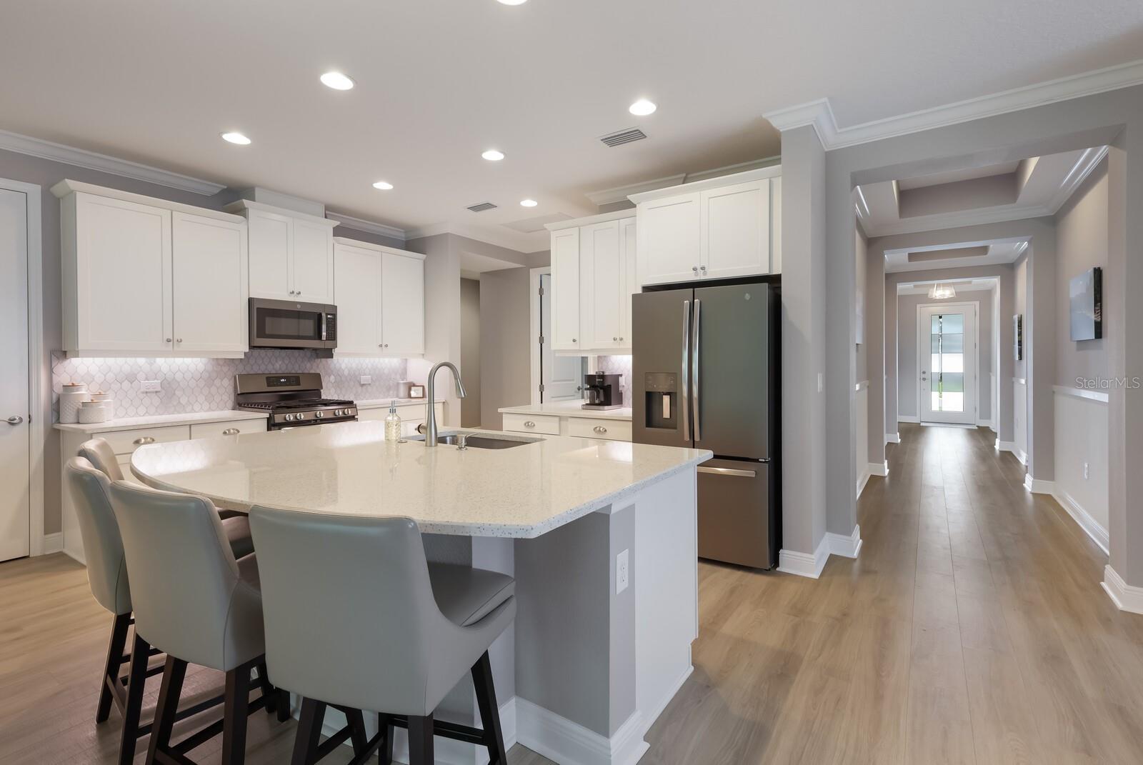 2124 WOODLEAF HAMMOCK CT