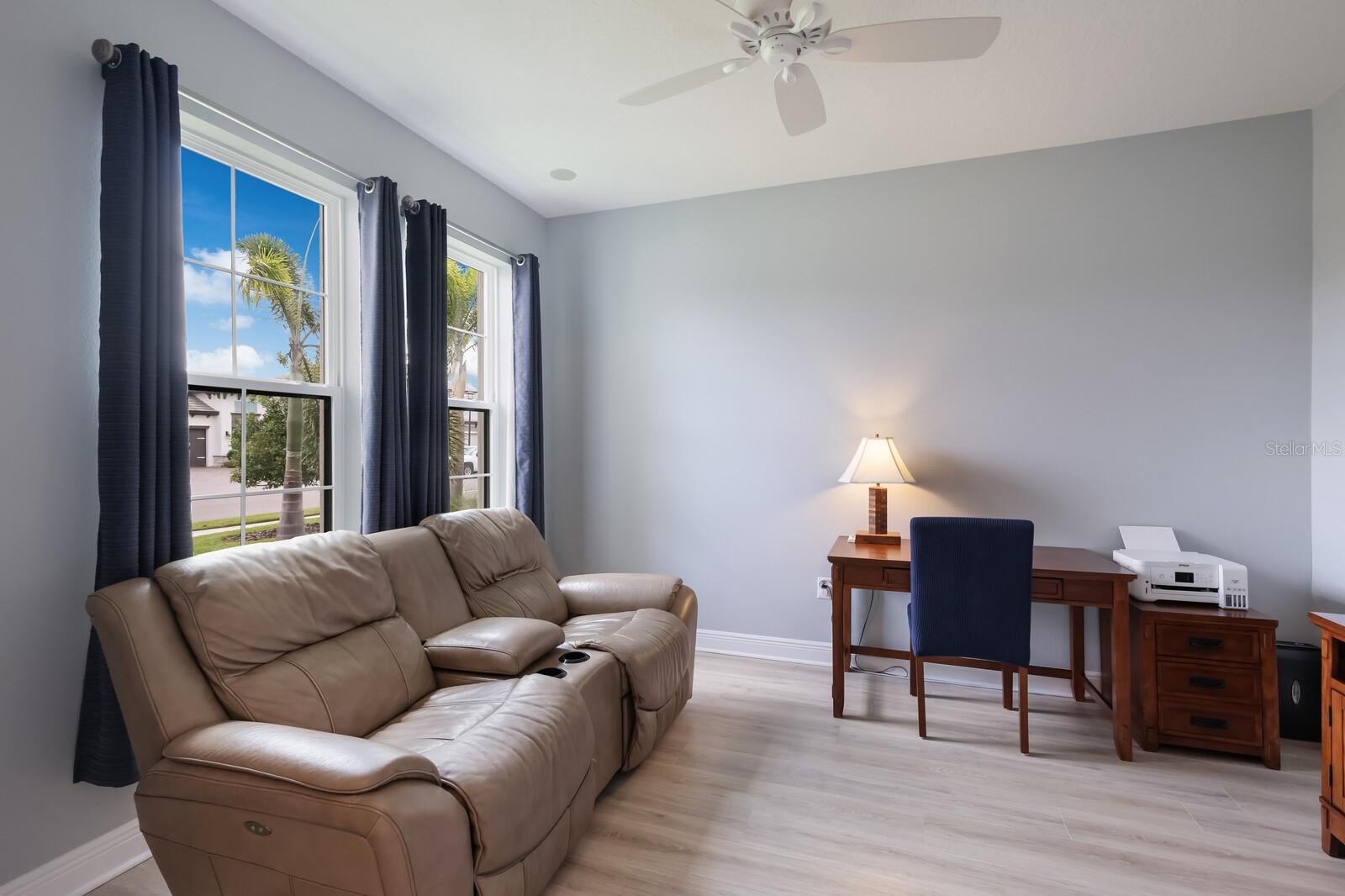 2124 WOODLEAF HAMMOCK CT