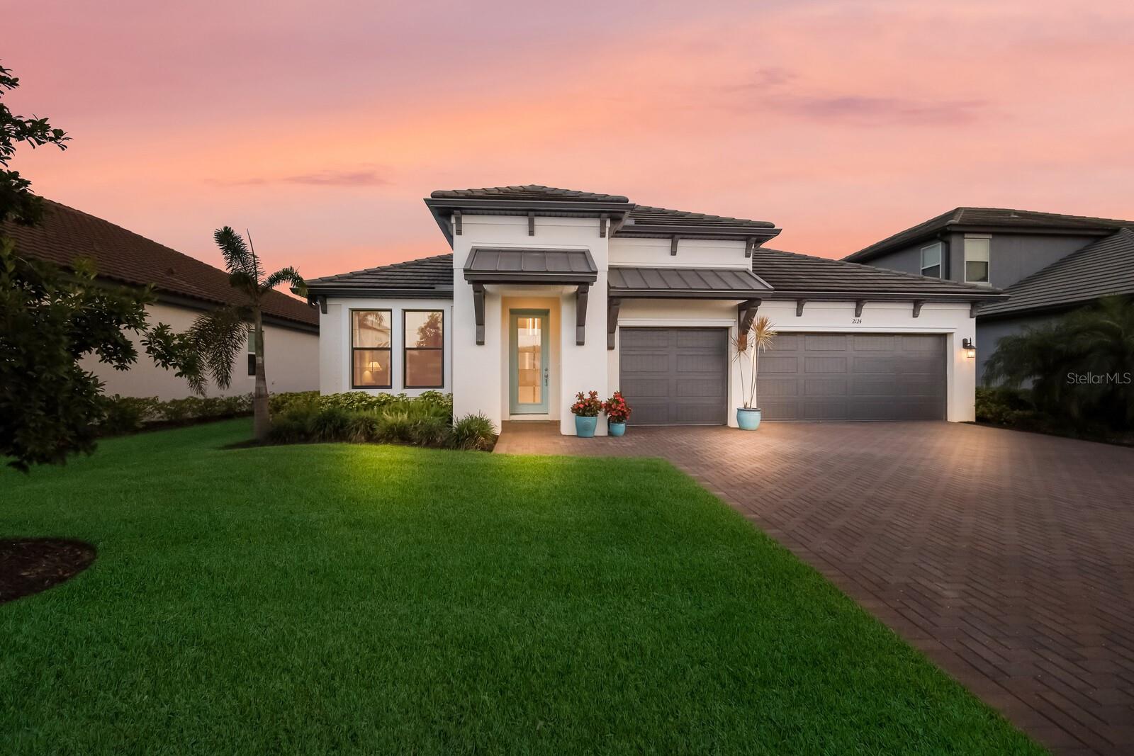 2124 WOODLEAF HAMMOCK CT