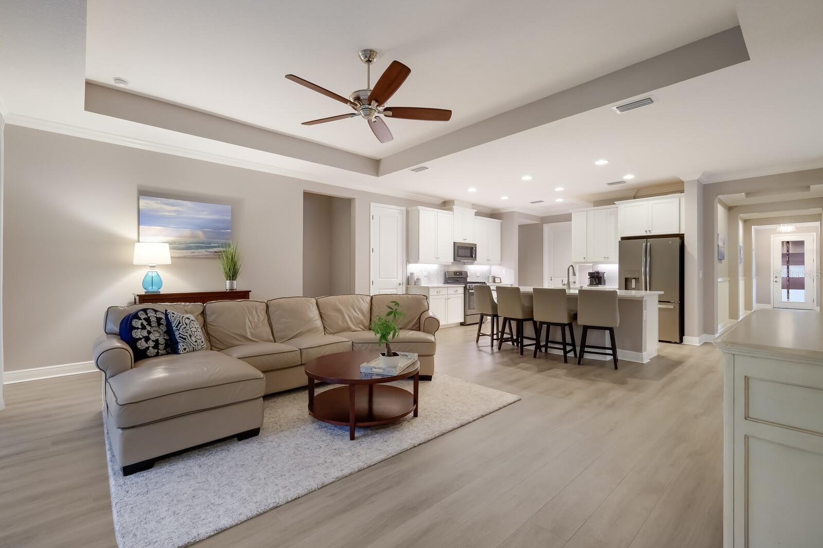 2124 WOODLEAF HAMMOCK CT