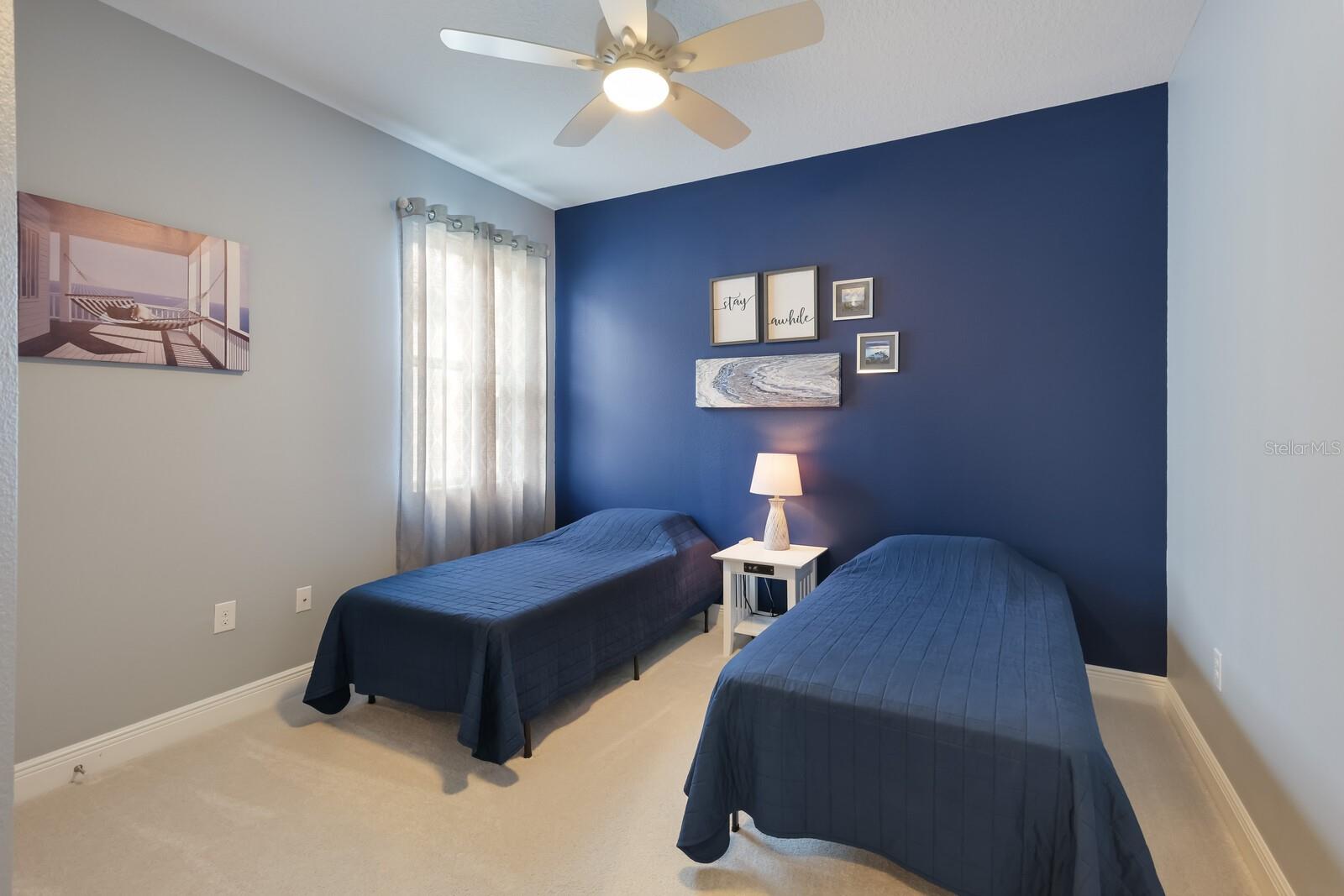 2124 WOODLEAF HAMMOCK CT