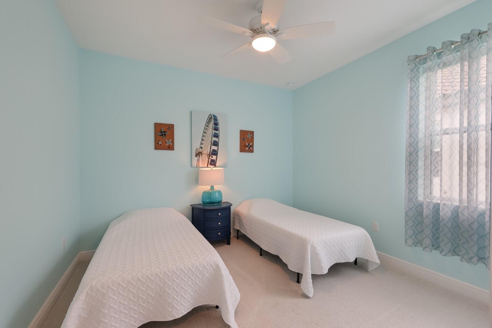 2124 WOODLEAF HAMMOCK CT