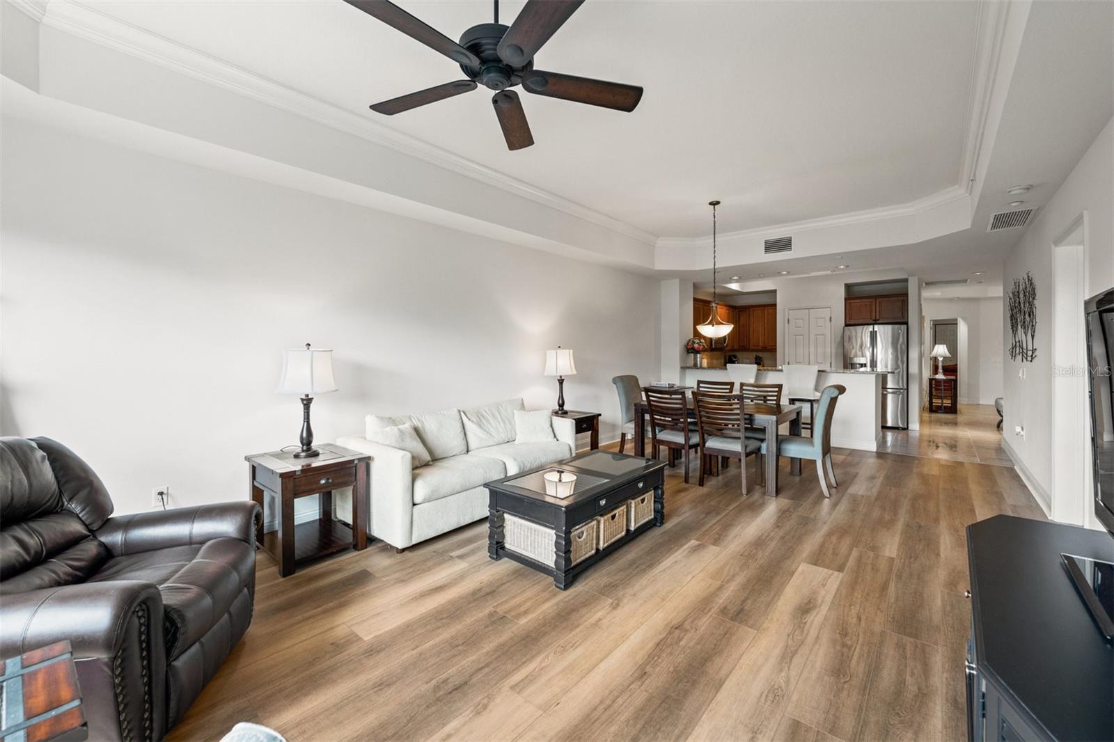 7710 LAKE VISTA CT #302