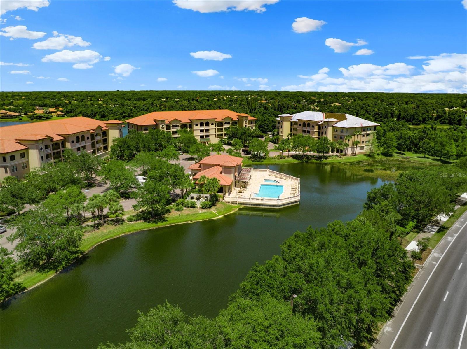 7710 LAKE VISTA CT #302