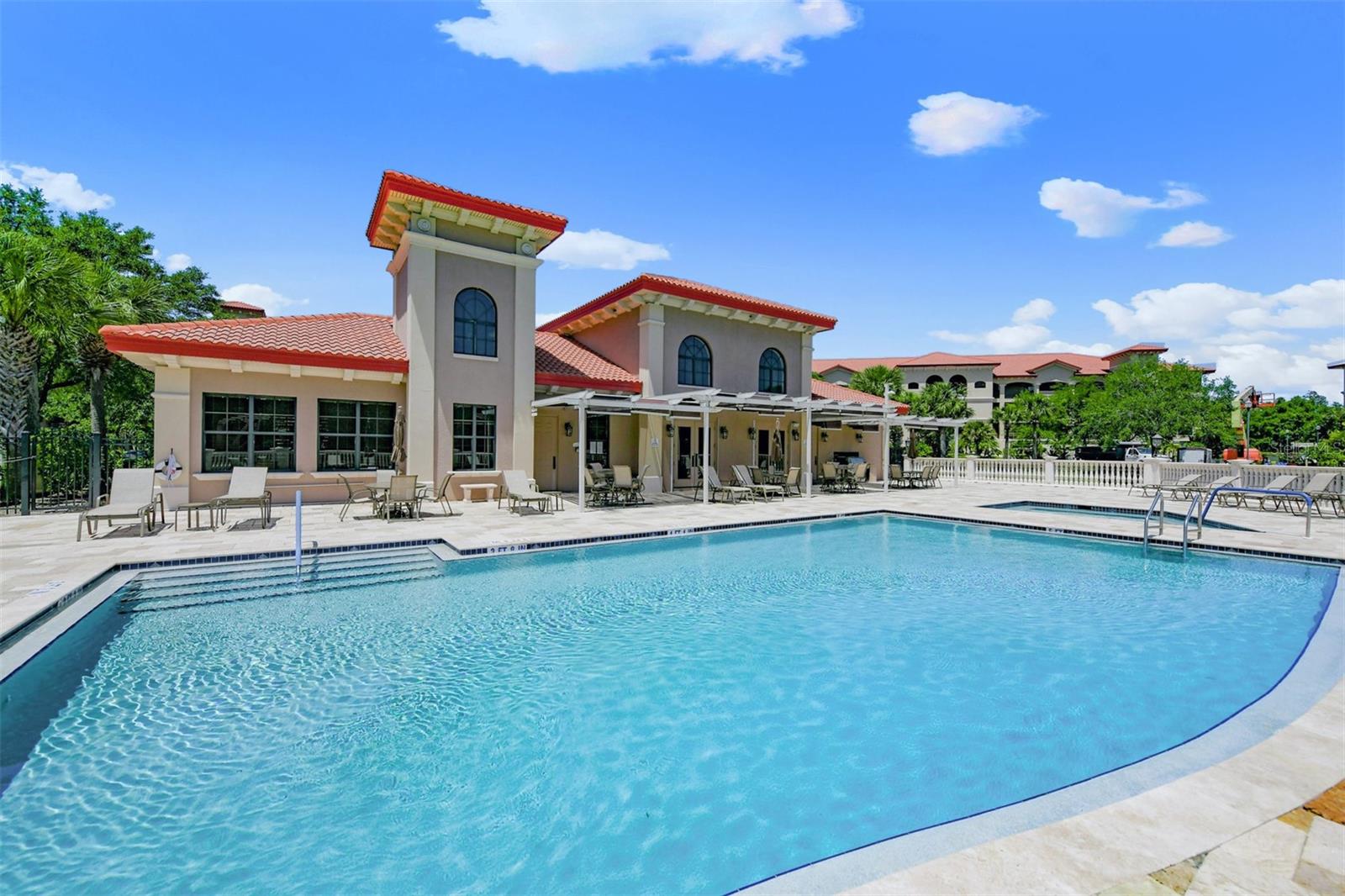 7710 LAKE VISTA CT #302