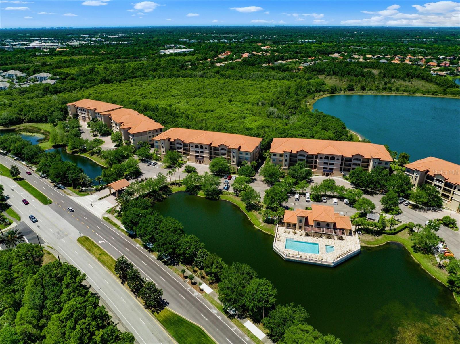 7710 LAKE VISTA CT #302