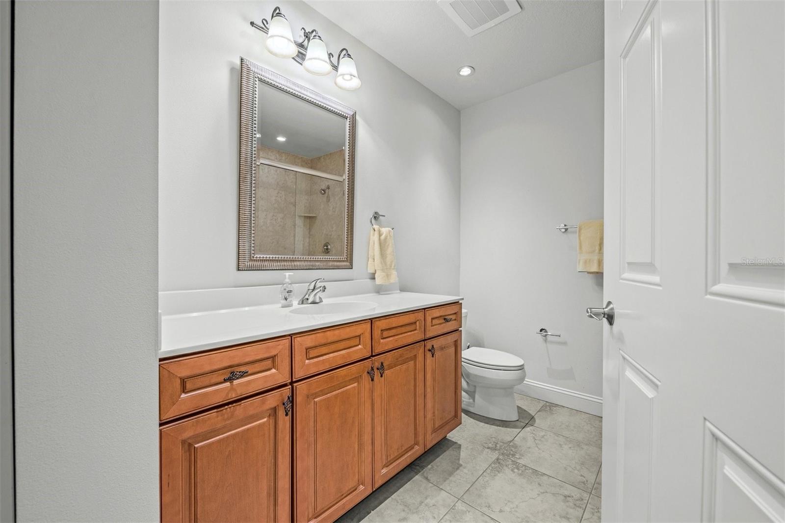 7710 LAKE VISTA CT #302