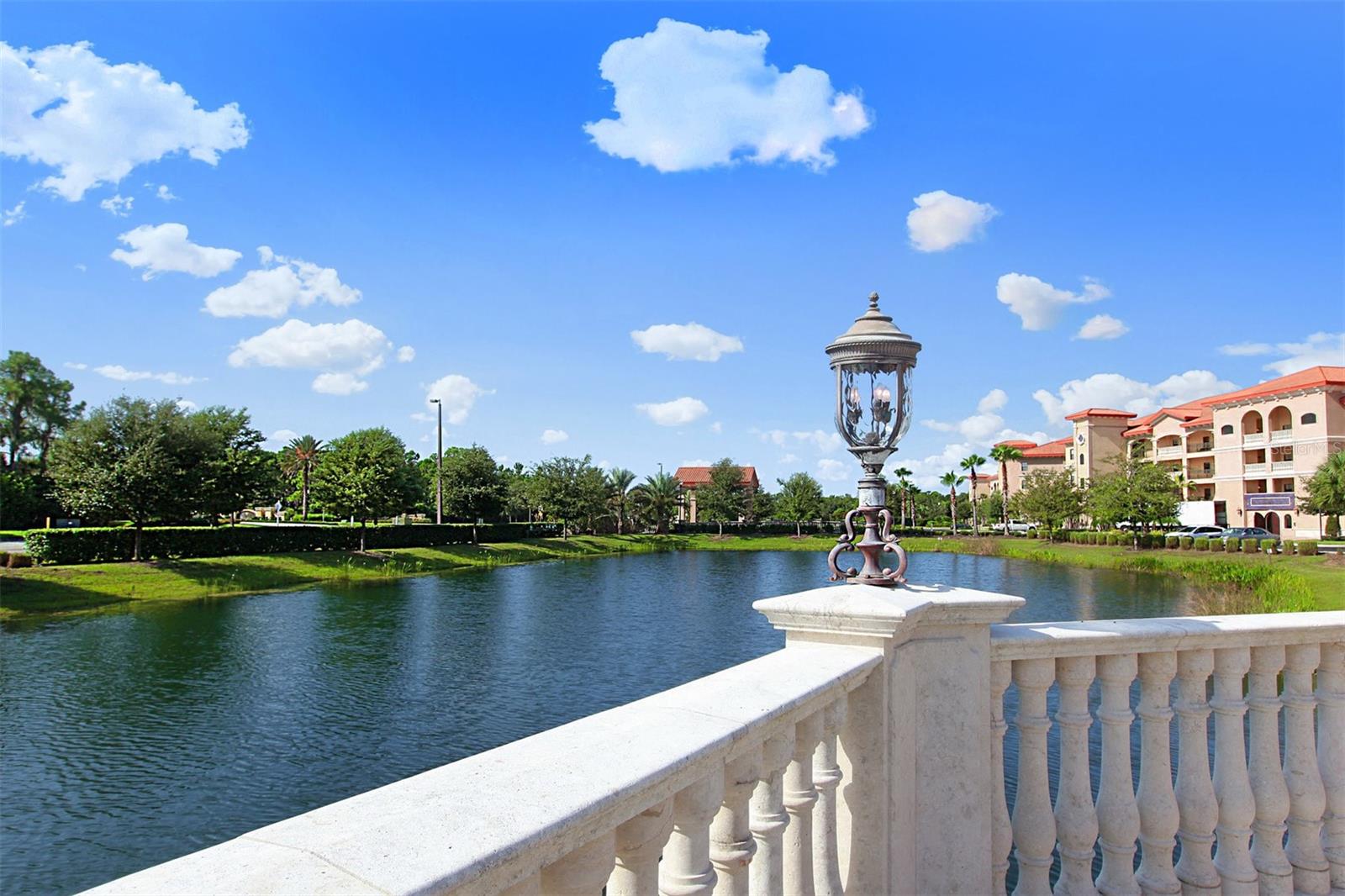 7710 LAKE VISTA CT #302