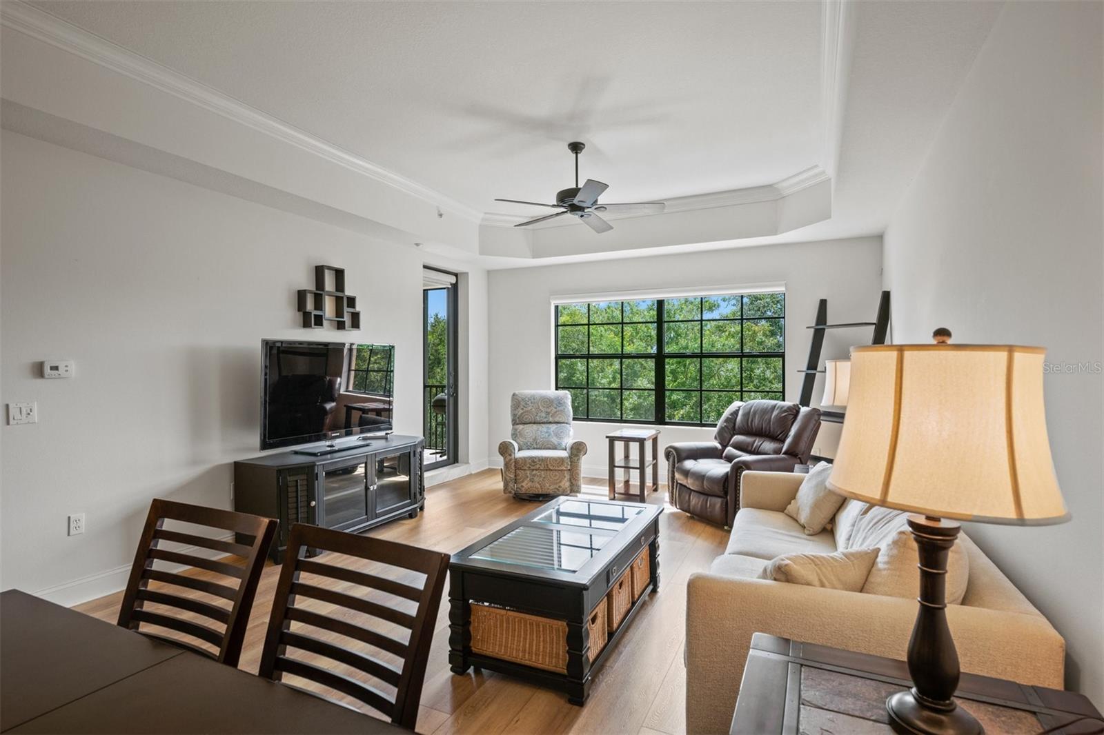 7710 LAKE VISTA CT #302