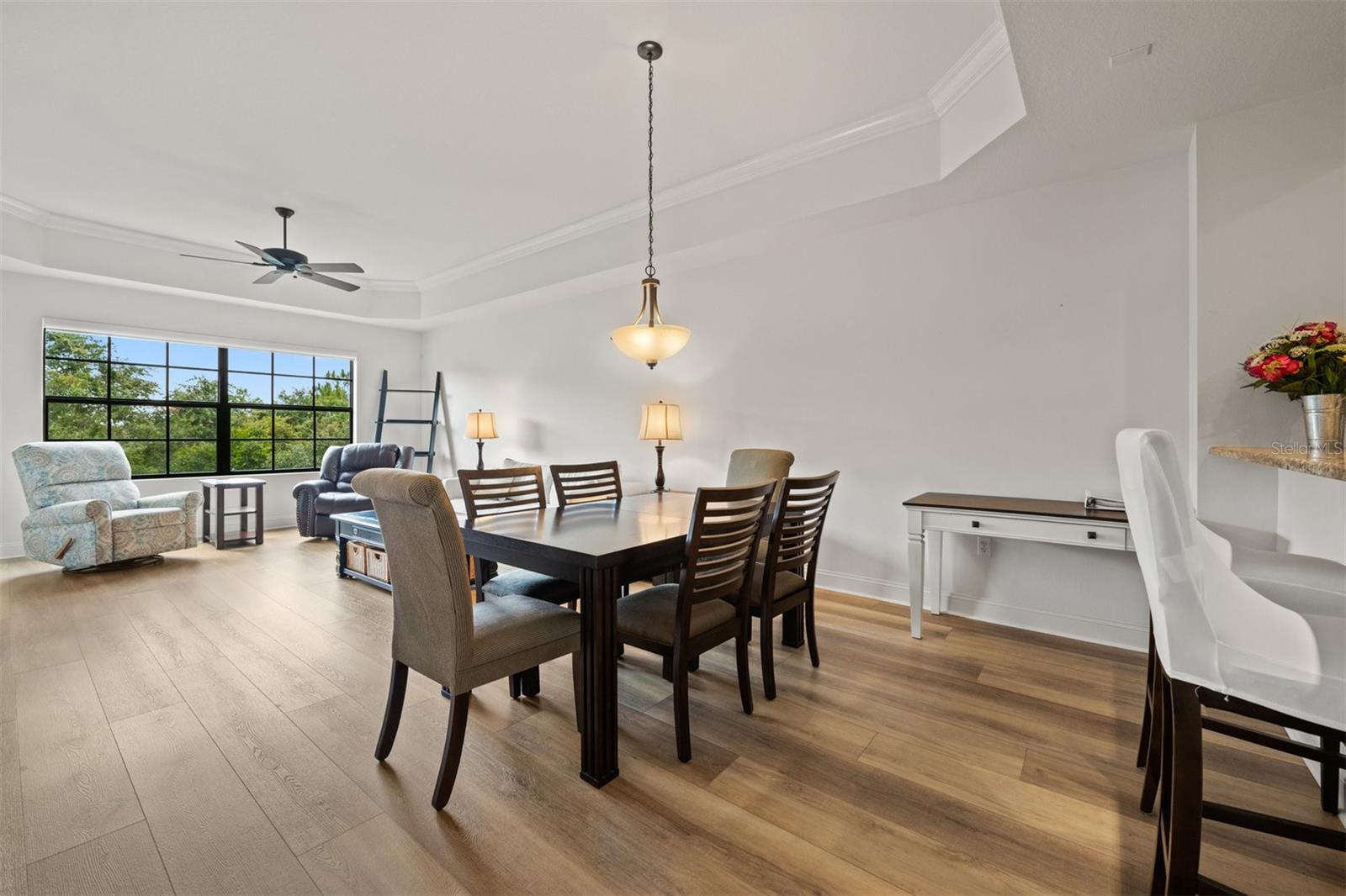 7710 LAKE VISTA CT #302