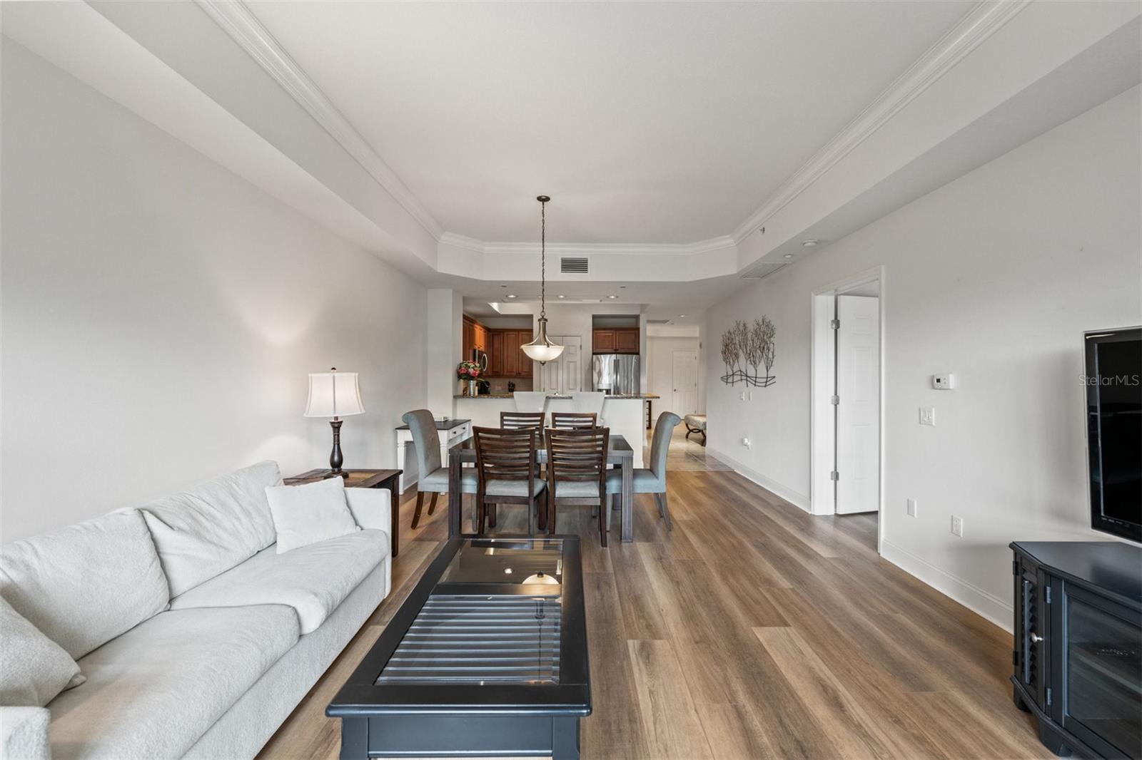 7710 LAKE VISTA CT #302