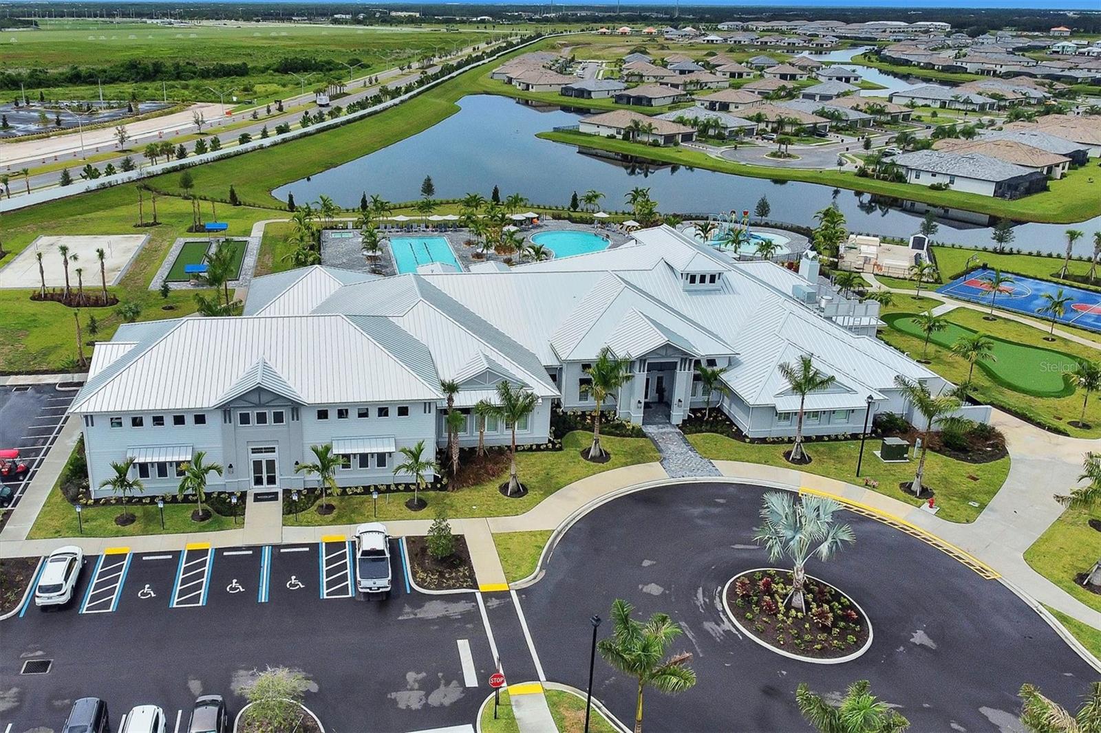 15527 ISLANDWALK AVE