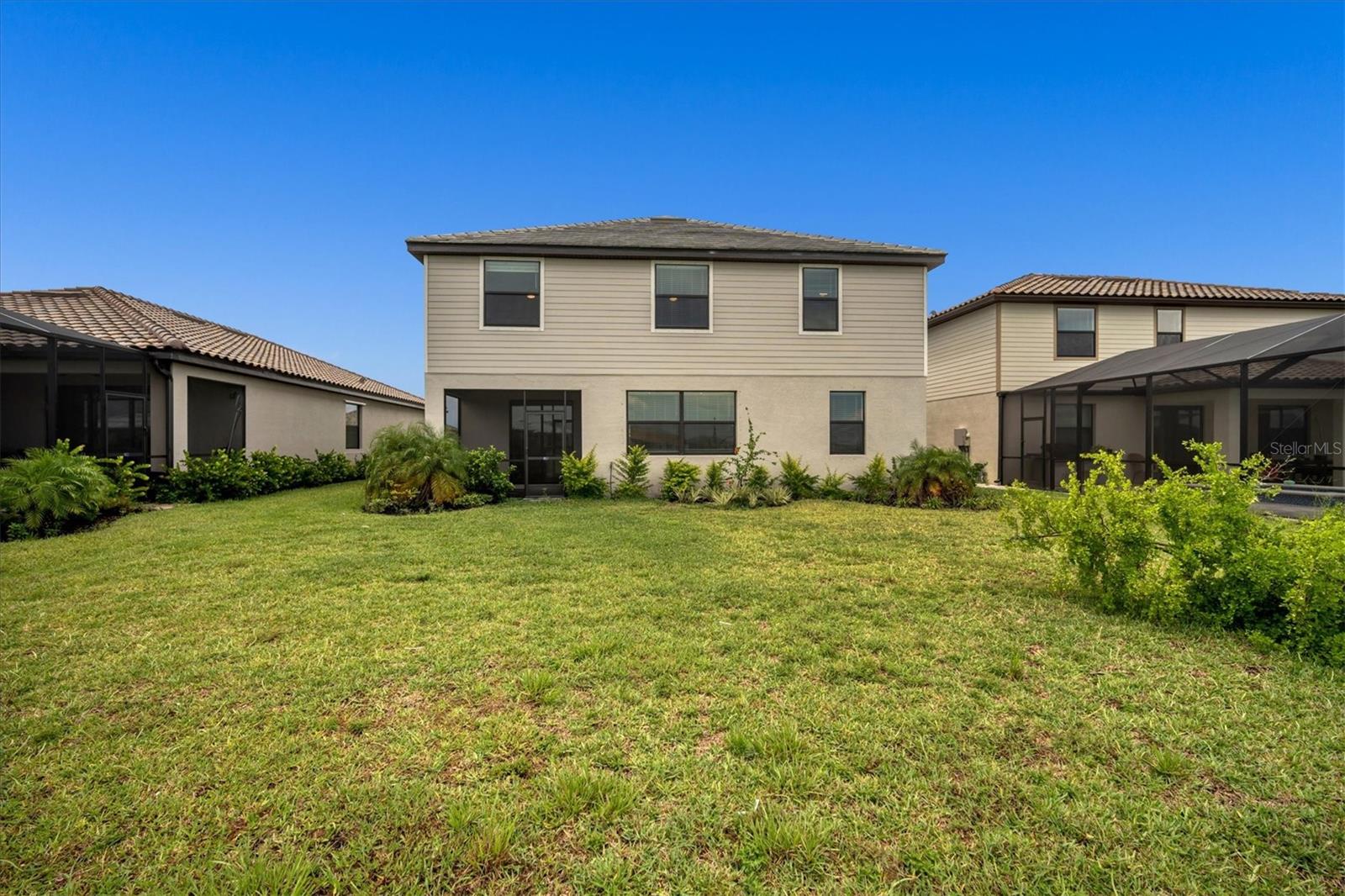 15527 ISLANDWALK AVE