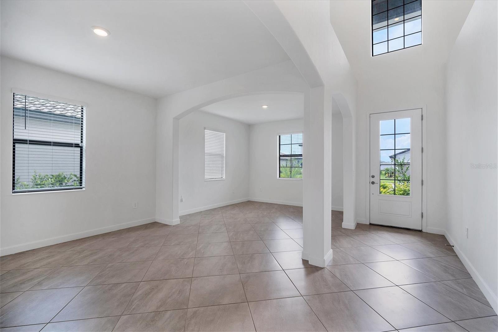 15527 ISLANDWALK AVE