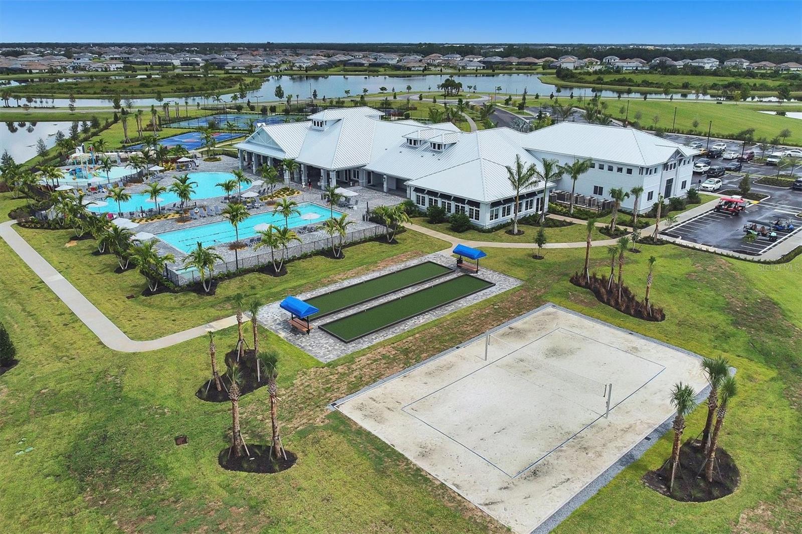 15527 ISLANDWALK AVE