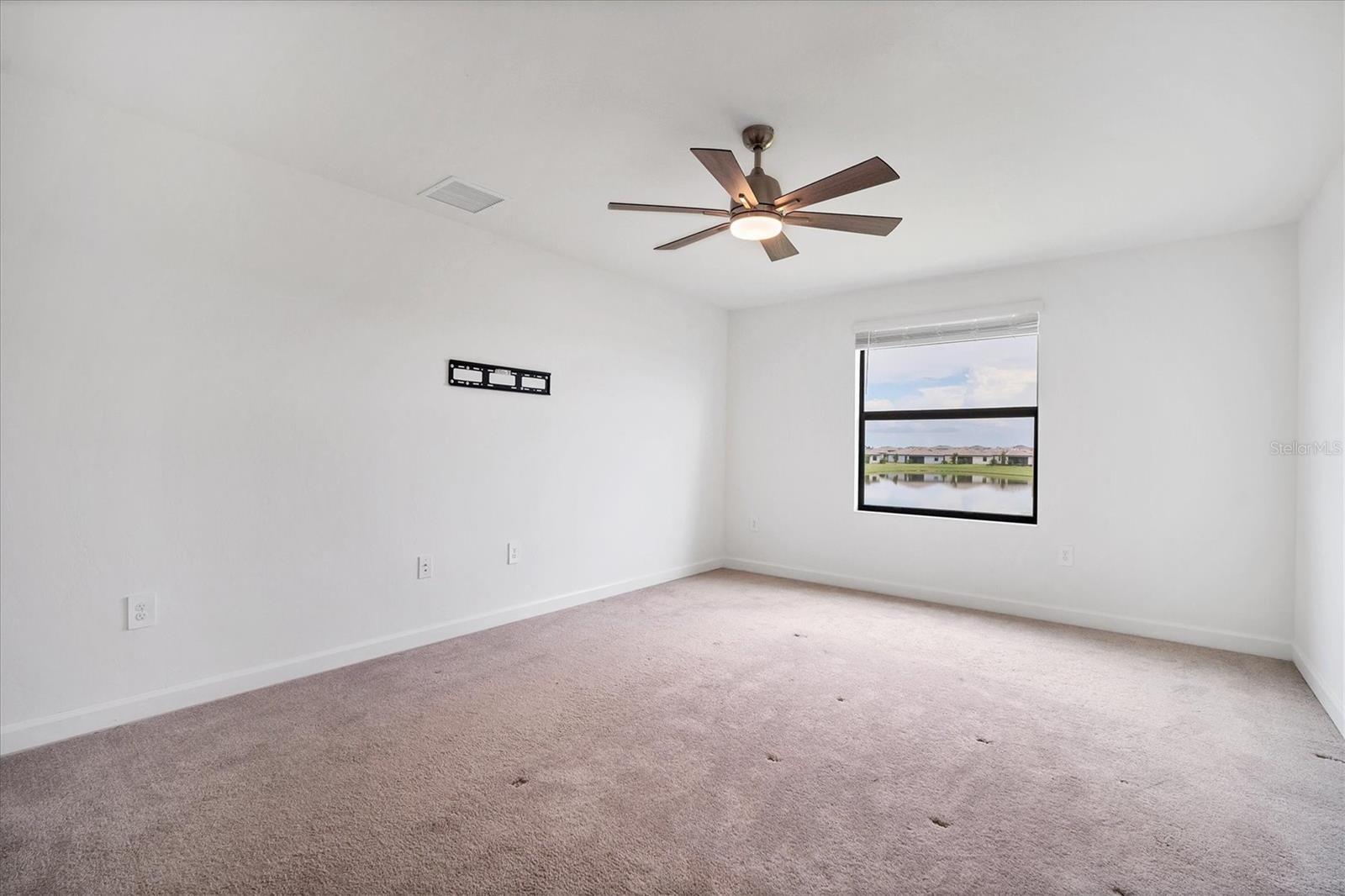 15527 ISLANDWALK AVE