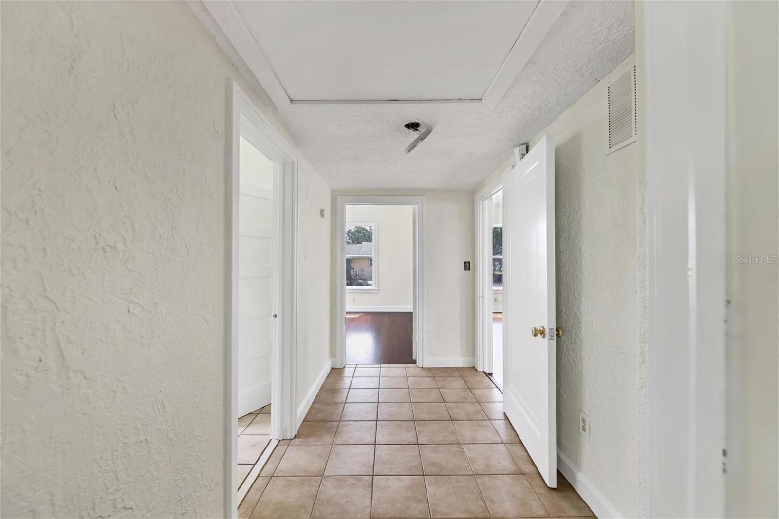 2906 9TH AVE W
