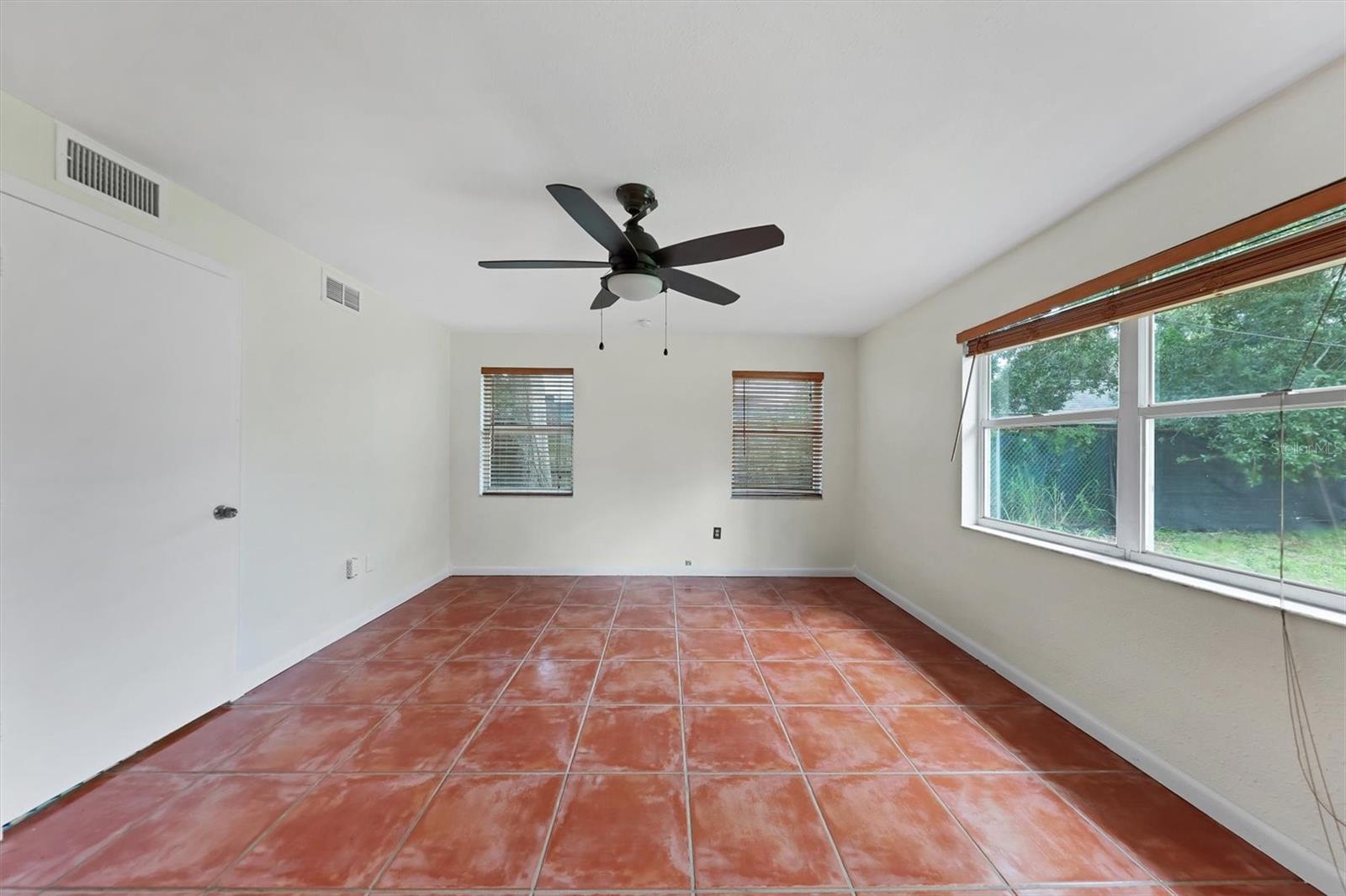 2906 9TH AVE W