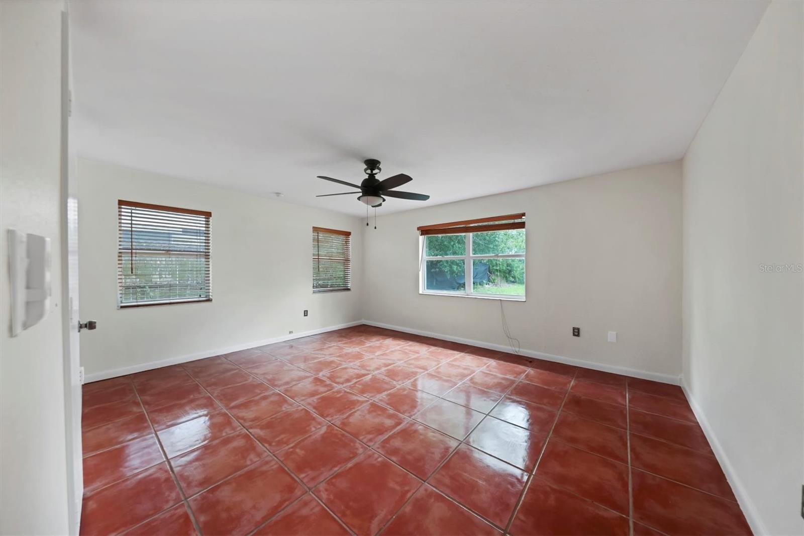 2906 9TH AVE W