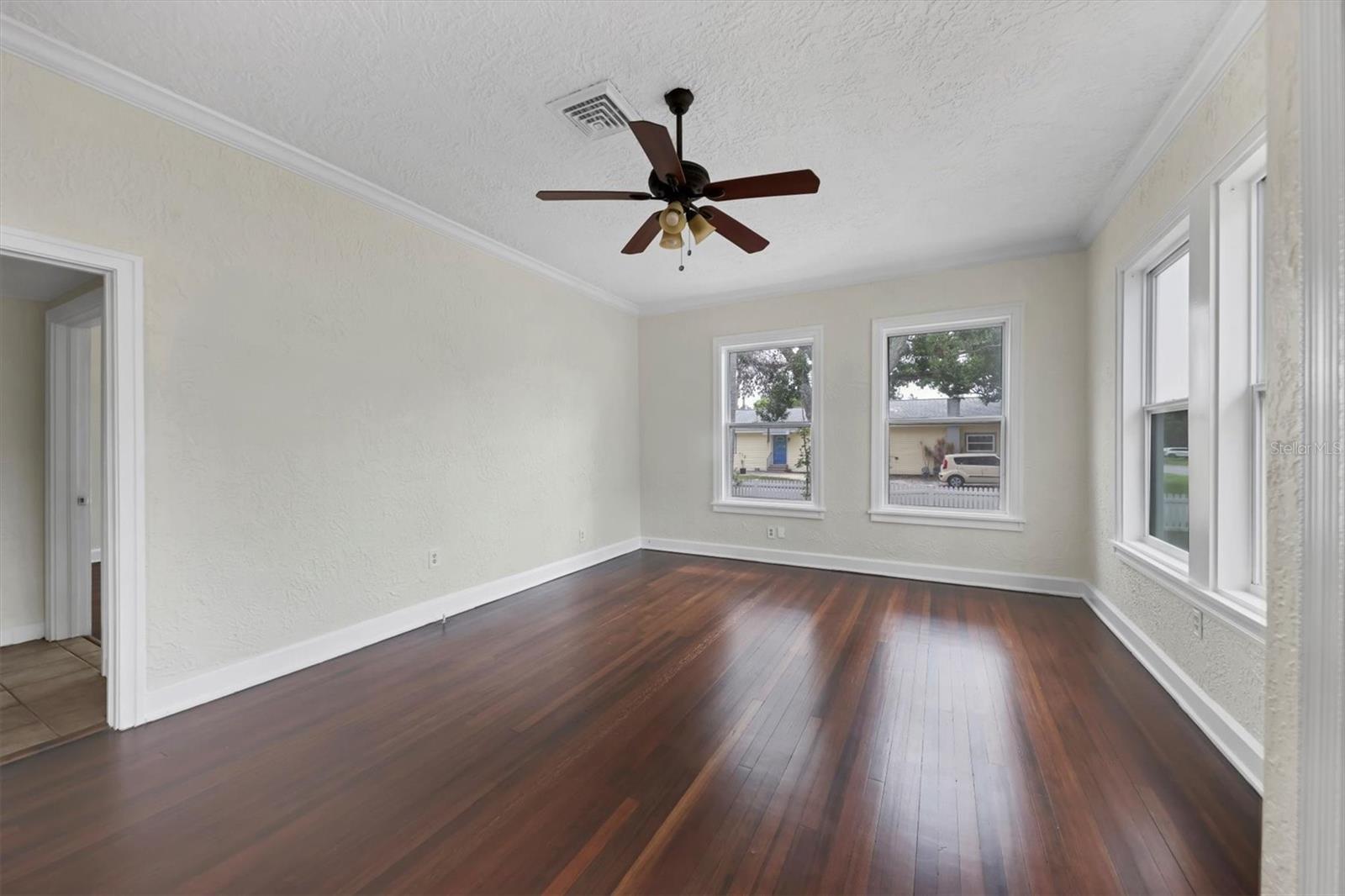 2906 9TH AVE W