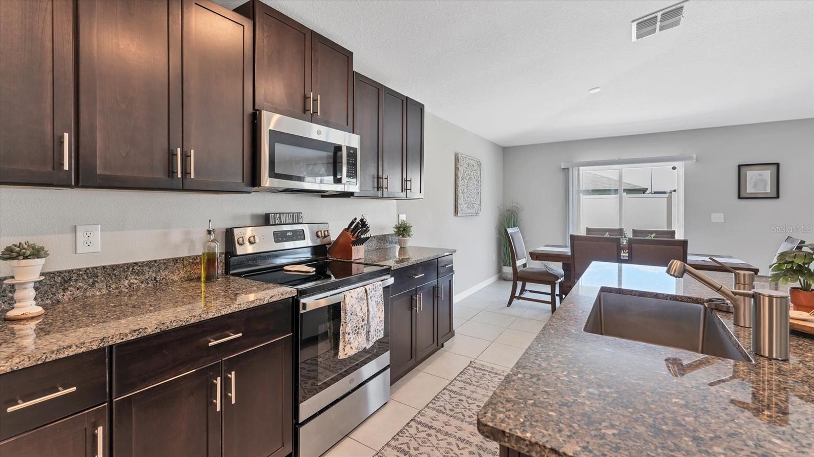 15423 MILLER CREEK DR