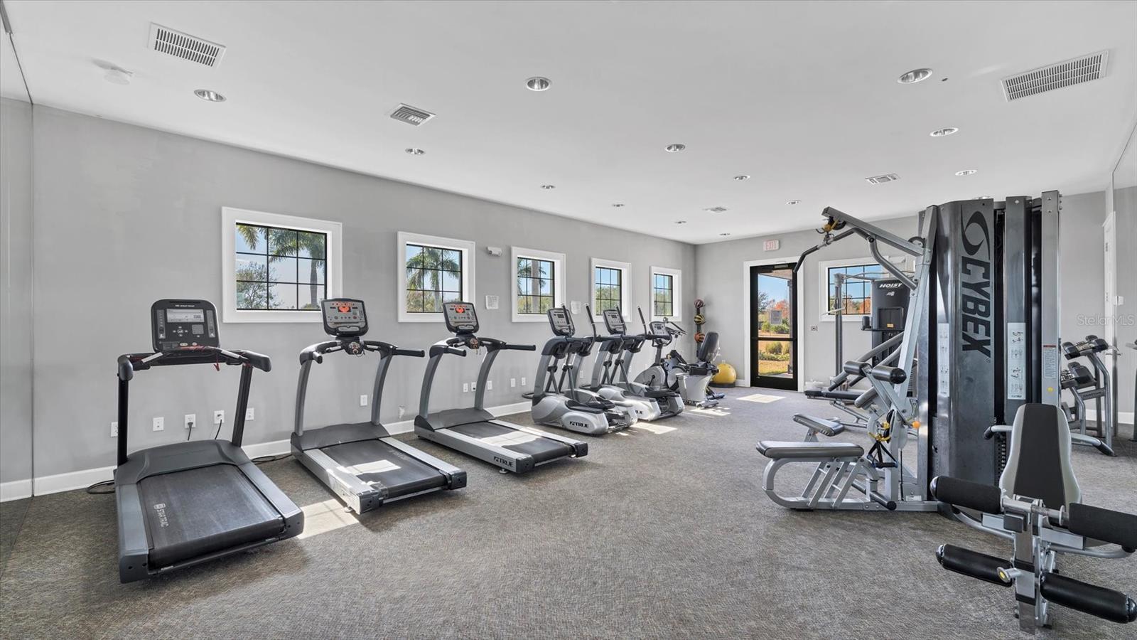 15423 MILLER CREEK DR