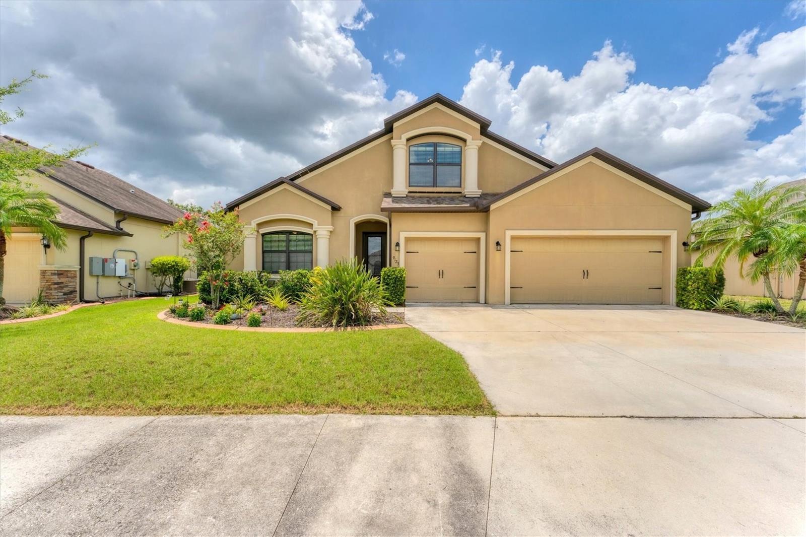 9123 RAES CREEK PL