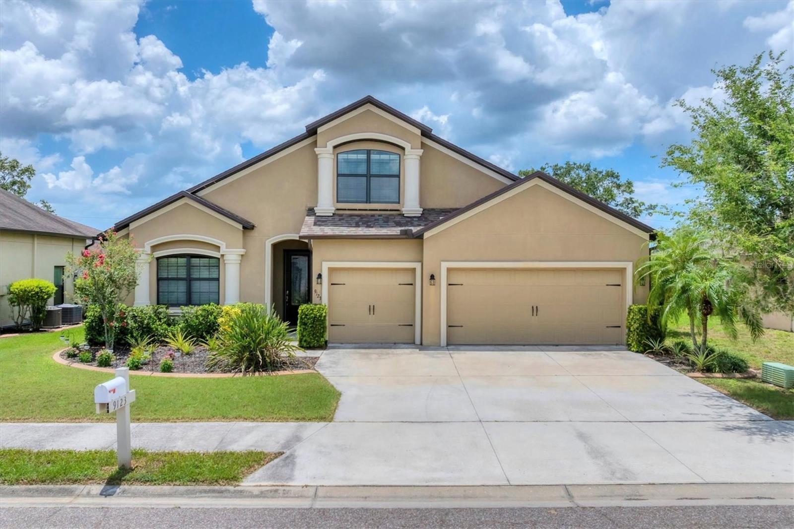 9123 RAES CREEK PL
