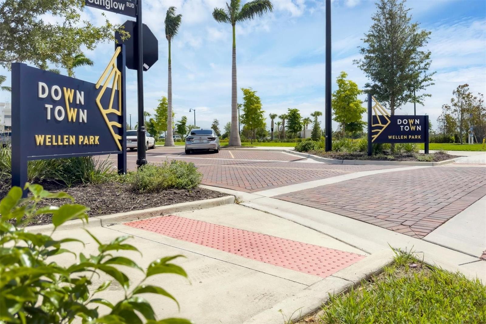 12470 WELLEN GOLF ST #103