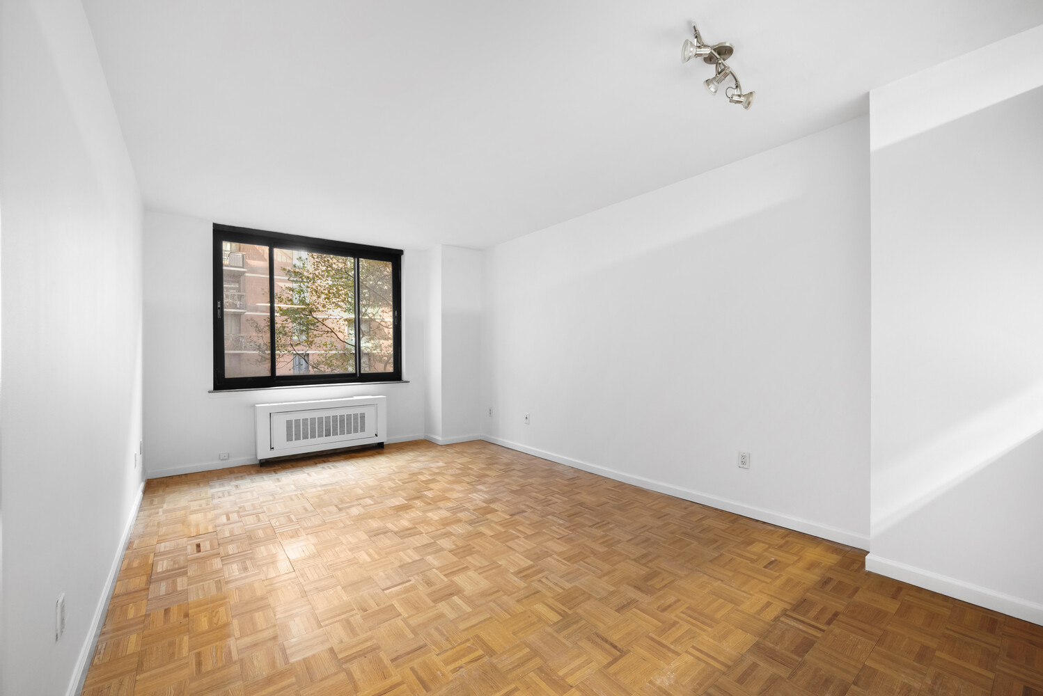 4A at the Hudson View West