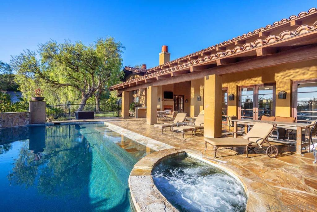 7844 Sendero Angelica