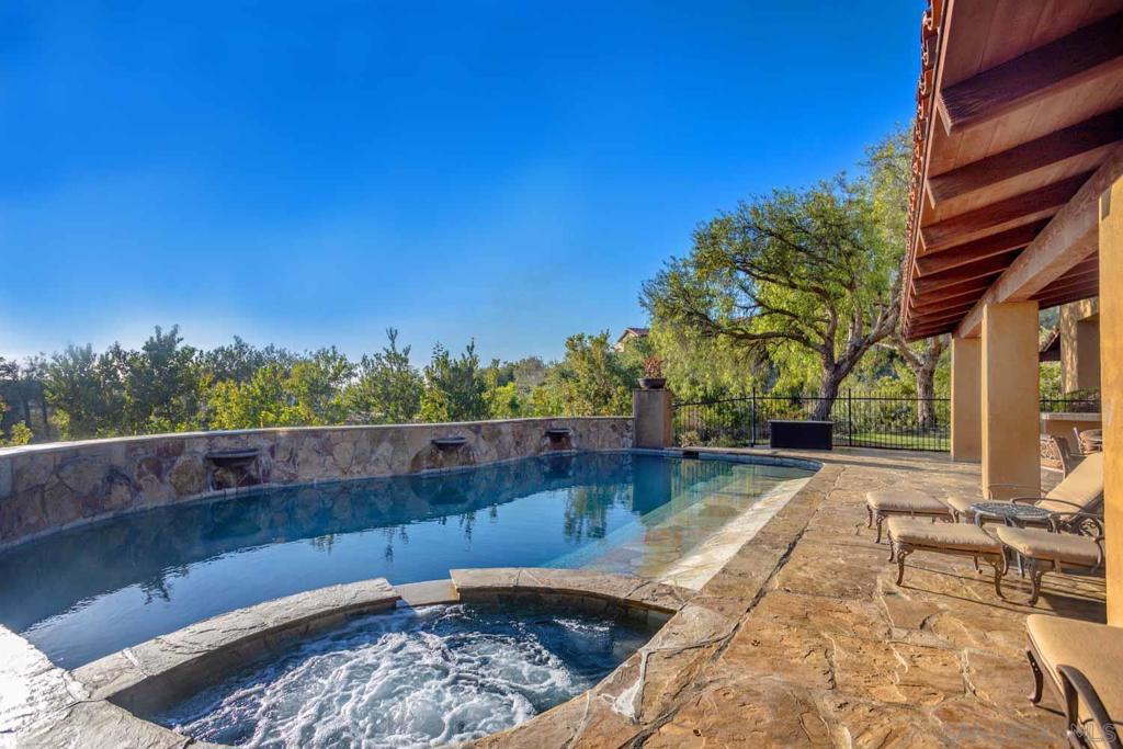 7844 Sendero Angelica