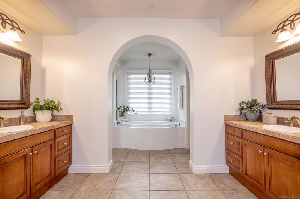 14654 Caminito Lazanja