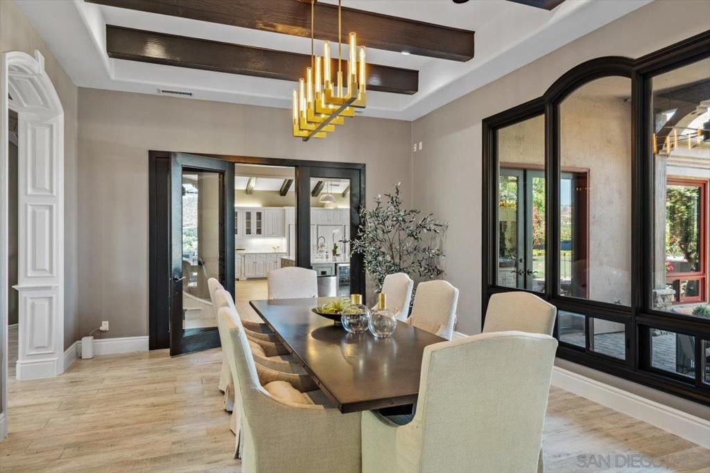 14360 Cascade Crossing