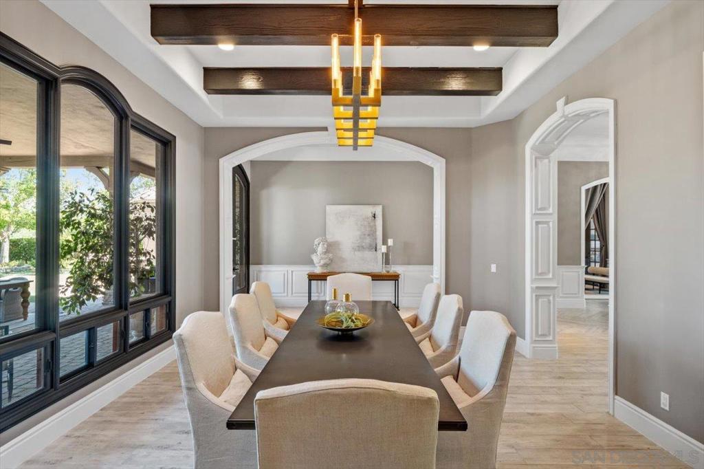 14360 Cascade Crossing