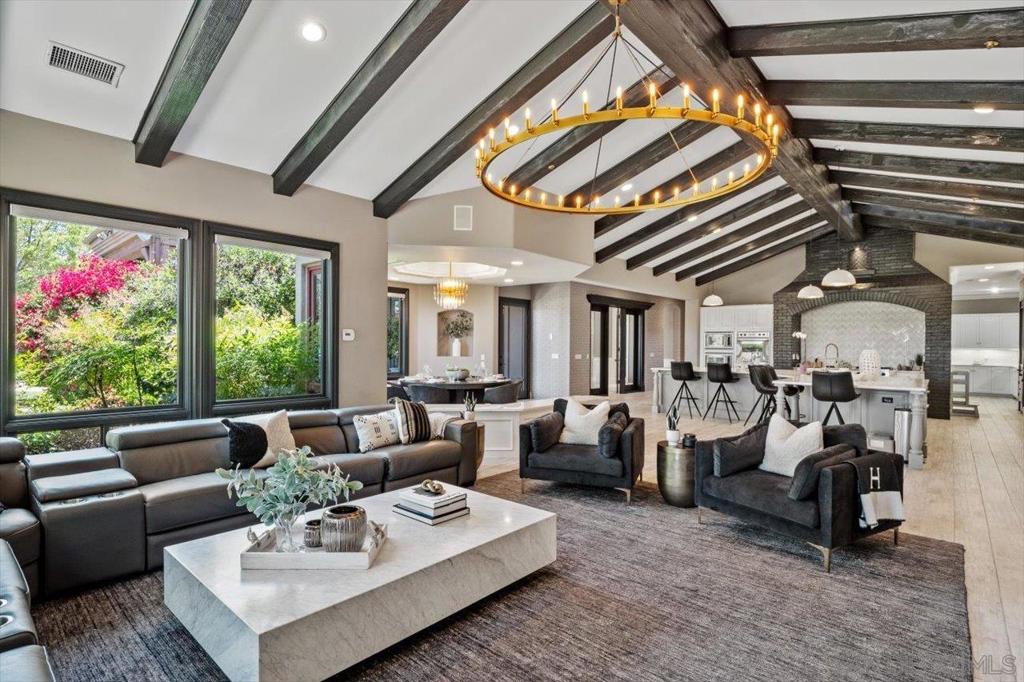 14360 Cascade Crossing