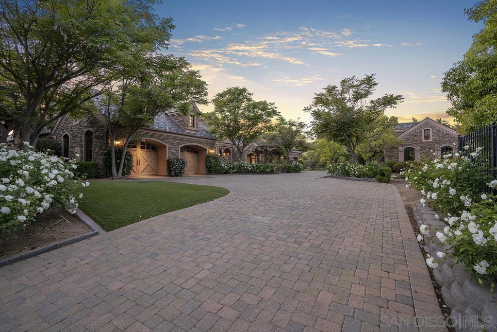 14360 Cascade Crossing