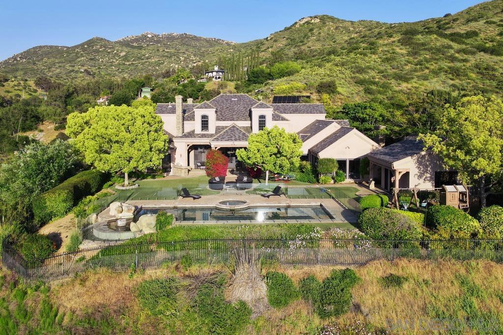 14360 Cascade Crossing